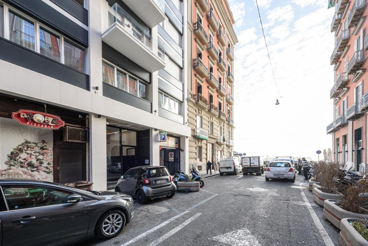 Via Niccolo Tommaseo 4 - Appartamento 1 Naples Luaran gambar